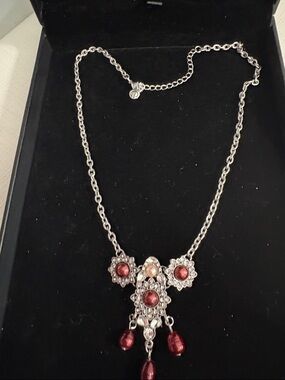 1946 Silver toned Necklace with burgundy bead and crystal embellishments